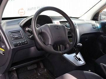 Hyundai Tucson, 2006г, передний привод, автомат