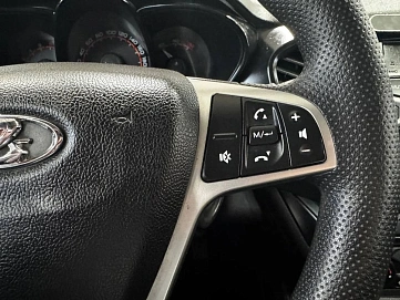 Lada (ВАЗ) Vesta, 2019г, передний привод, механика