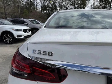 Mercedes-Benz E-Класс, 2022г, задний привод, автомат