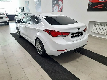 Hyundai Elantra, 2014г, передний привод, автомат