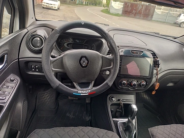 Renault Kaptur, 2018г, передний привод, вариатор