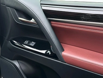Lexus LX, 2017г, полный привод, автомат