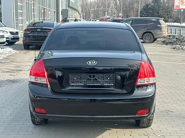 Kia Cerato, 2008г, передний привод, механика