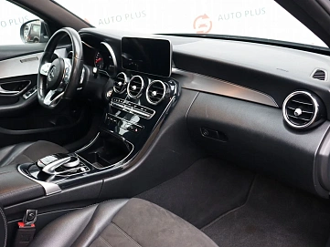 Mercedes-Benz C-Класс, 2019г, задний привод, автомат