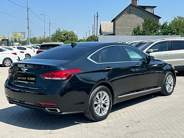 Hyundai Genesis, 2016г, задний привод, автомат