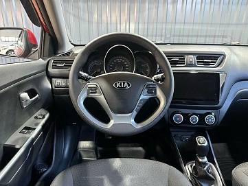 Kia Rio, 2015г., передний привод, механика