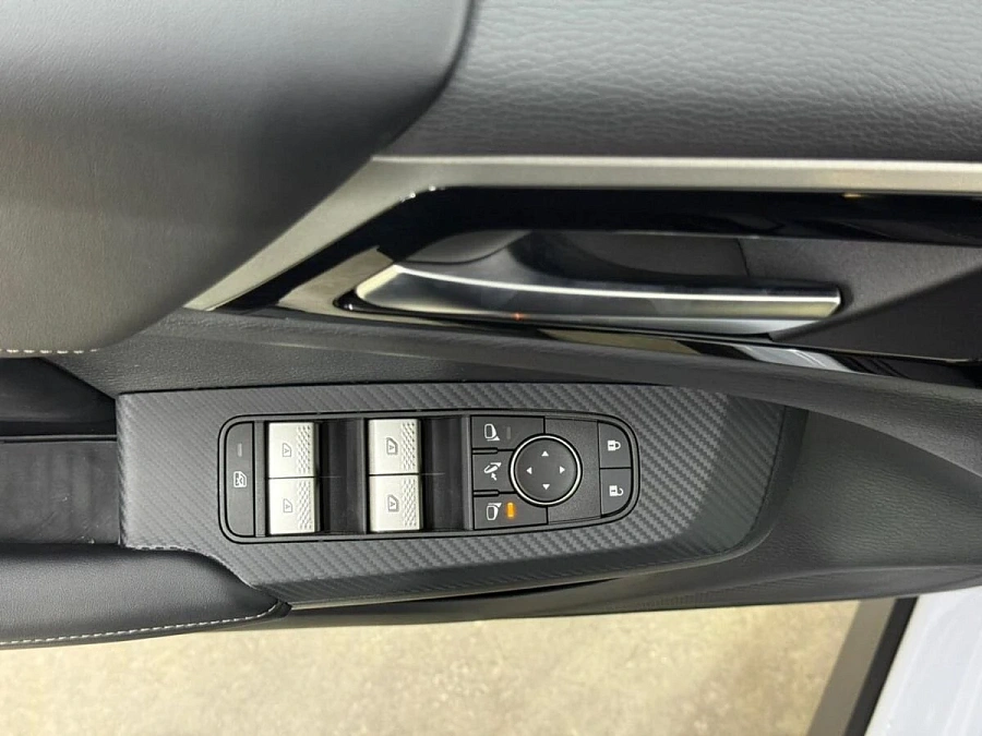 Mitsubishi Outlander, 2023г., полный привод, вариатор