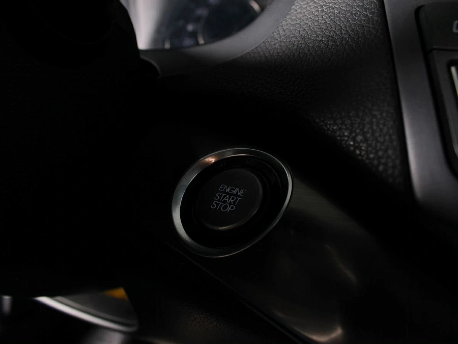 Hyundai i40, 2013г., передний привод, автомат