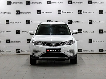 Geely Atlas, 2018г, передний привод, автомат
