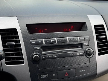 Citroen C-Crosser, 2011г, полный привод, вариатор