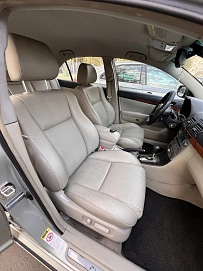 Toyota Avensis, 2007г, передний привод, автомат