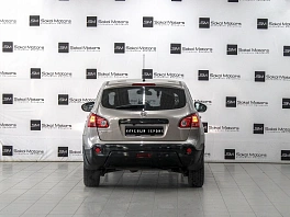 Nissan Qashqai, 2008г, передний привод, вариатор