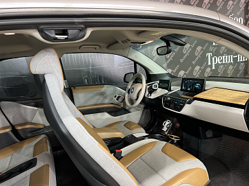 BMW i3, 2014г, задний привод, автомат