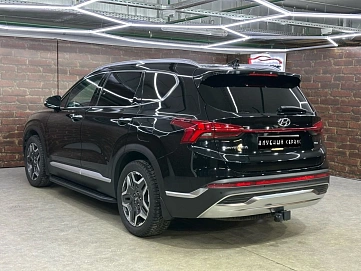 Hyundai Santa Fe, 2021г, полный привод, автомат
