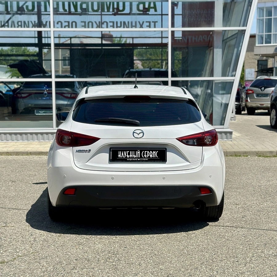Mazda 3, 2014г., передний привод, автомат