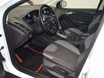 Ford Focus, 2012г, передний привод, робот