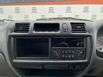 Mazda Bongo, 2002г, передний привод, механика