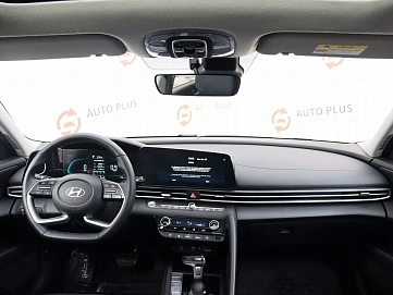 Hyundai Elantra, 2023г, передний привод, вариатор