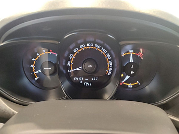Lada (ВАЗ) Vesta, 2018г, передний привод, механика