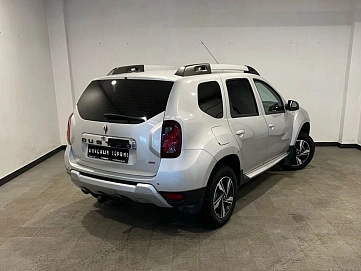 Renault Duster, 2016г, передний привод, автомат