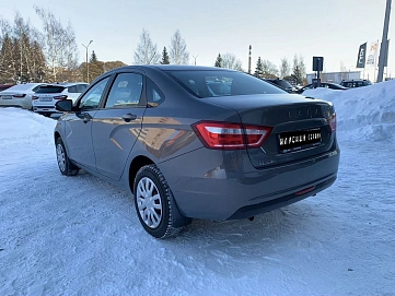 Lada (ВАЗ) Vesta, 2020г, передний привод, механика