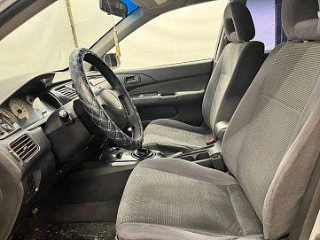 Mitsubishi Lancer, 2005г, передний привод, механика