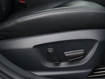 Toyota Camry, 2021г, передний привод, автомат