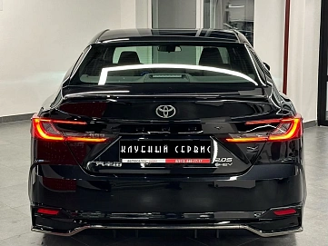 Toyota Camry, 2025г, передний привод, вариатор