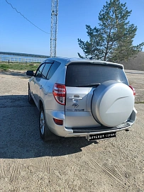 Toyota RAV4, 2009г, полный привод, автомат