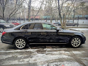 Mercedes-Benz E-Класс, 2018г, полный привод, автомат