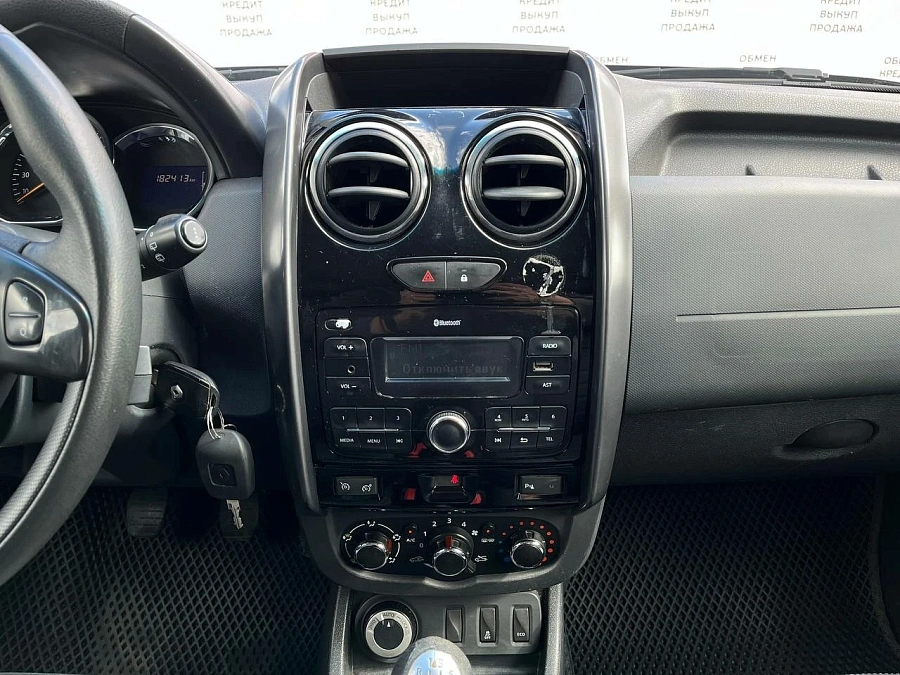 Renault Duster, 2017г., полный привод, механика