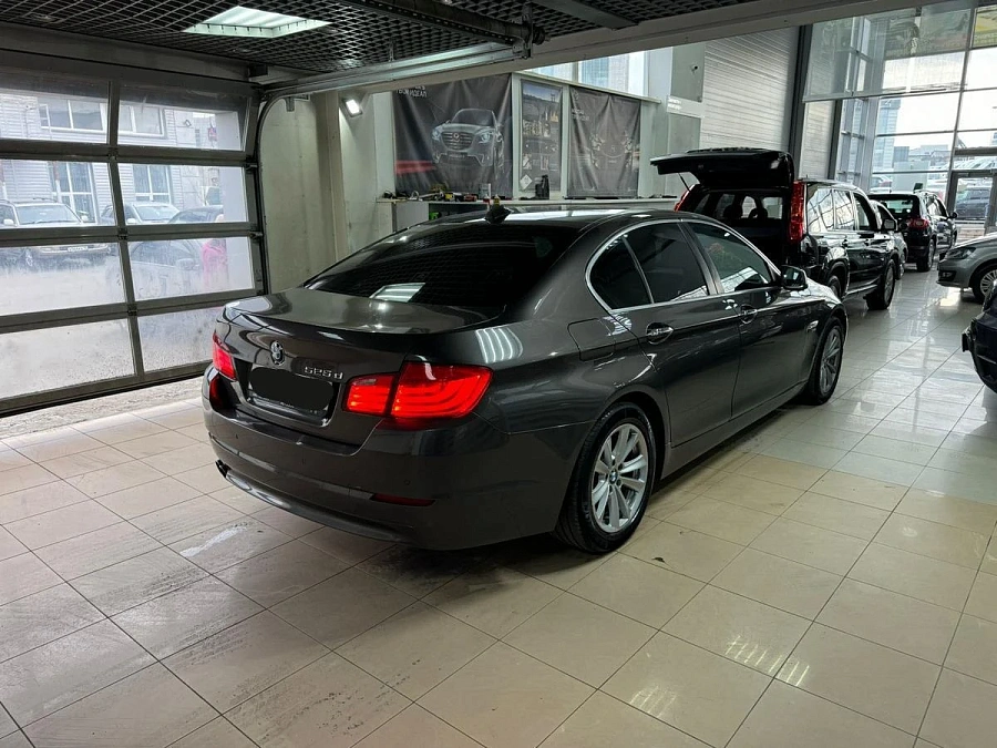 BMW 5 серии, 2012г., полный привод, автомат