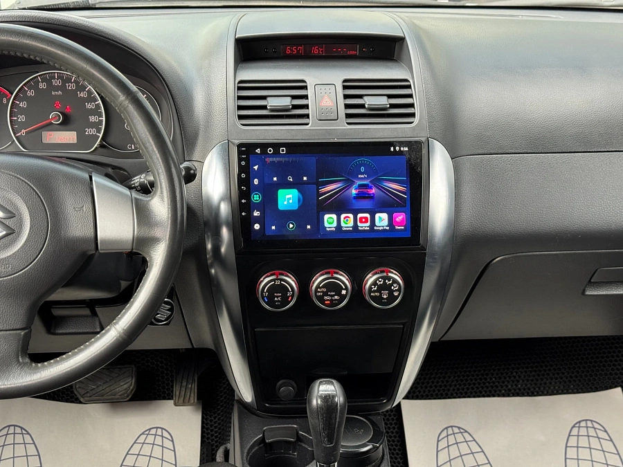 Suzuki SX4, 2008г., передний привод, автомат