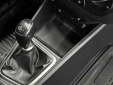 Solaris HS, 2024г, передний привод, механика