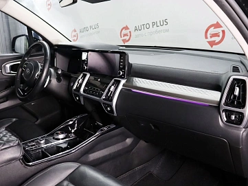 Kia Sorento, 2020г, передний привод, робот