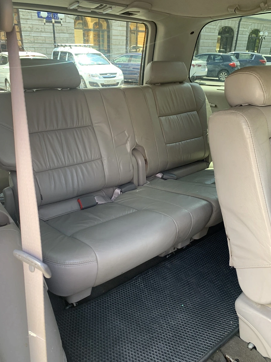 Toyota Sequoia, 2001г., полный привод, автомат