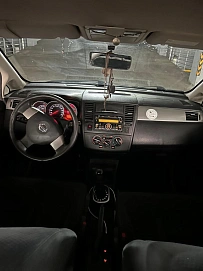 Nissan Tiida, 2012г, передний привод, механика