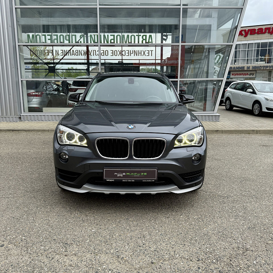 BMW , 2012г., передний привод, автомат