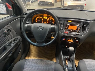 Kia Rio, 2009г, передний привод, автомат