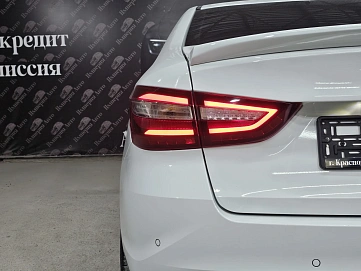 Lada (ВАЗ) Vesta, 2023г, передний привод, механика