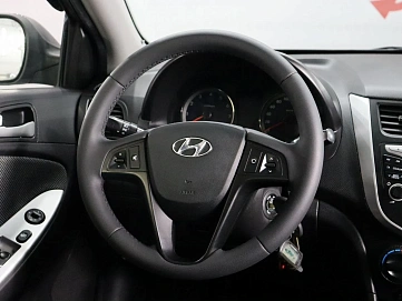 Hyundai Solaris, 2013г, передний привод, механика
