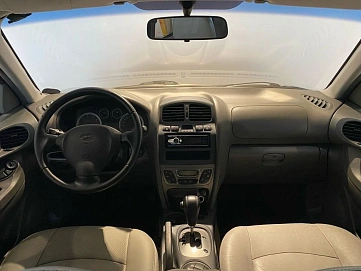 Hyundai Santa Fe, 2008г, передний привод, автомат