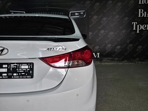 Hyundai Avante, 2011г, передний привод, автомат