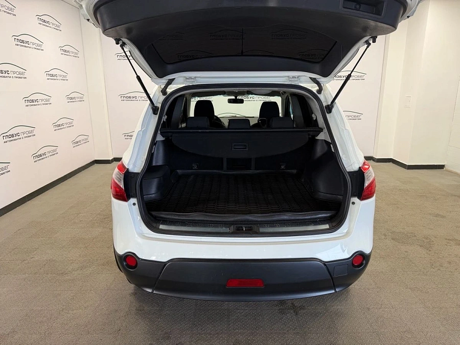 Nissan Qashqai+2, 2012г., передний привод, механика