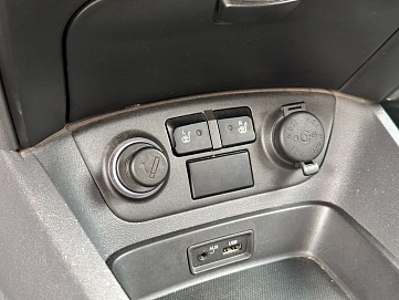 Kia Rio, 2010г, передний привод, автомат