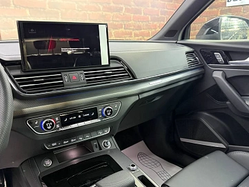 Audi , 2025г., полный привод, робот