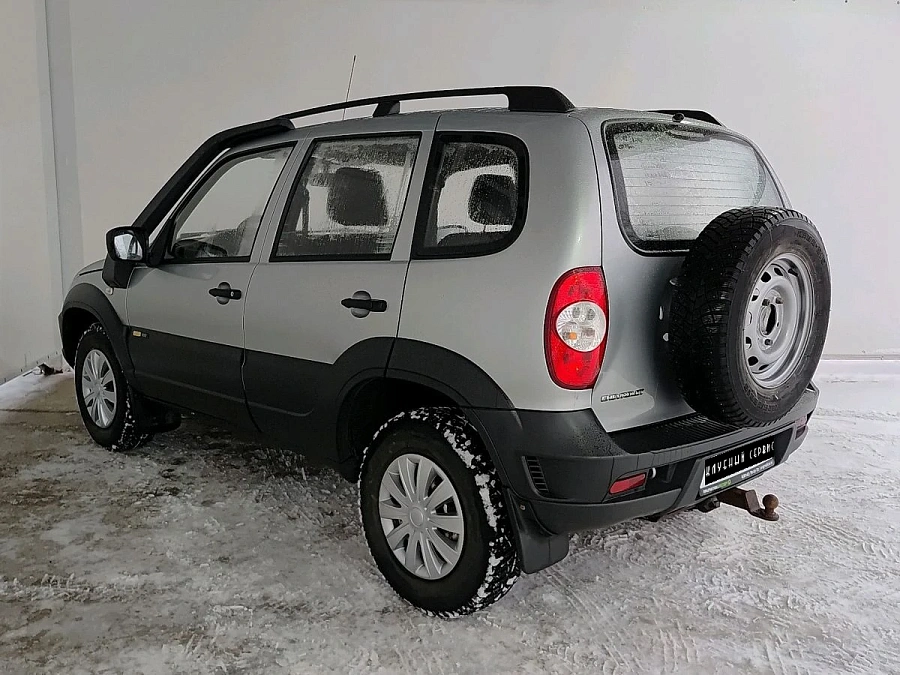 Chevrolet Niva, 2015г., полный привод, механика