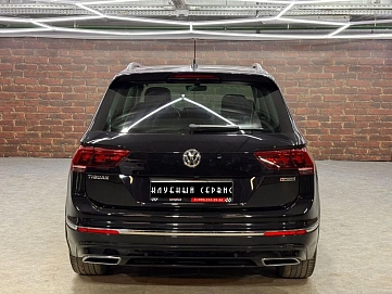Volkswagen Tiguan, 2018г, полный привод, робот