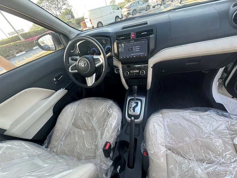 Toyota Rush, 2022г., задний привод, автомат
