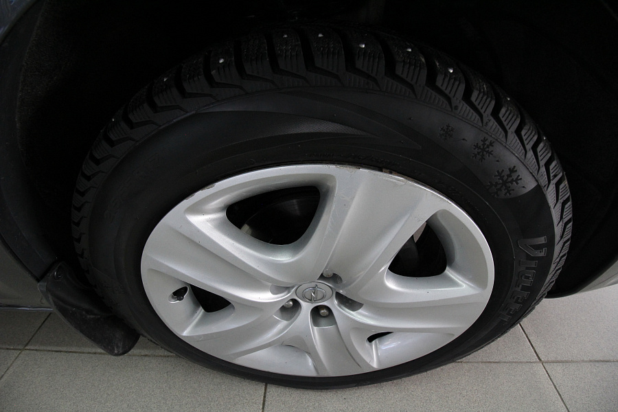 Opel Astra, 2012г., передний привод, автомат